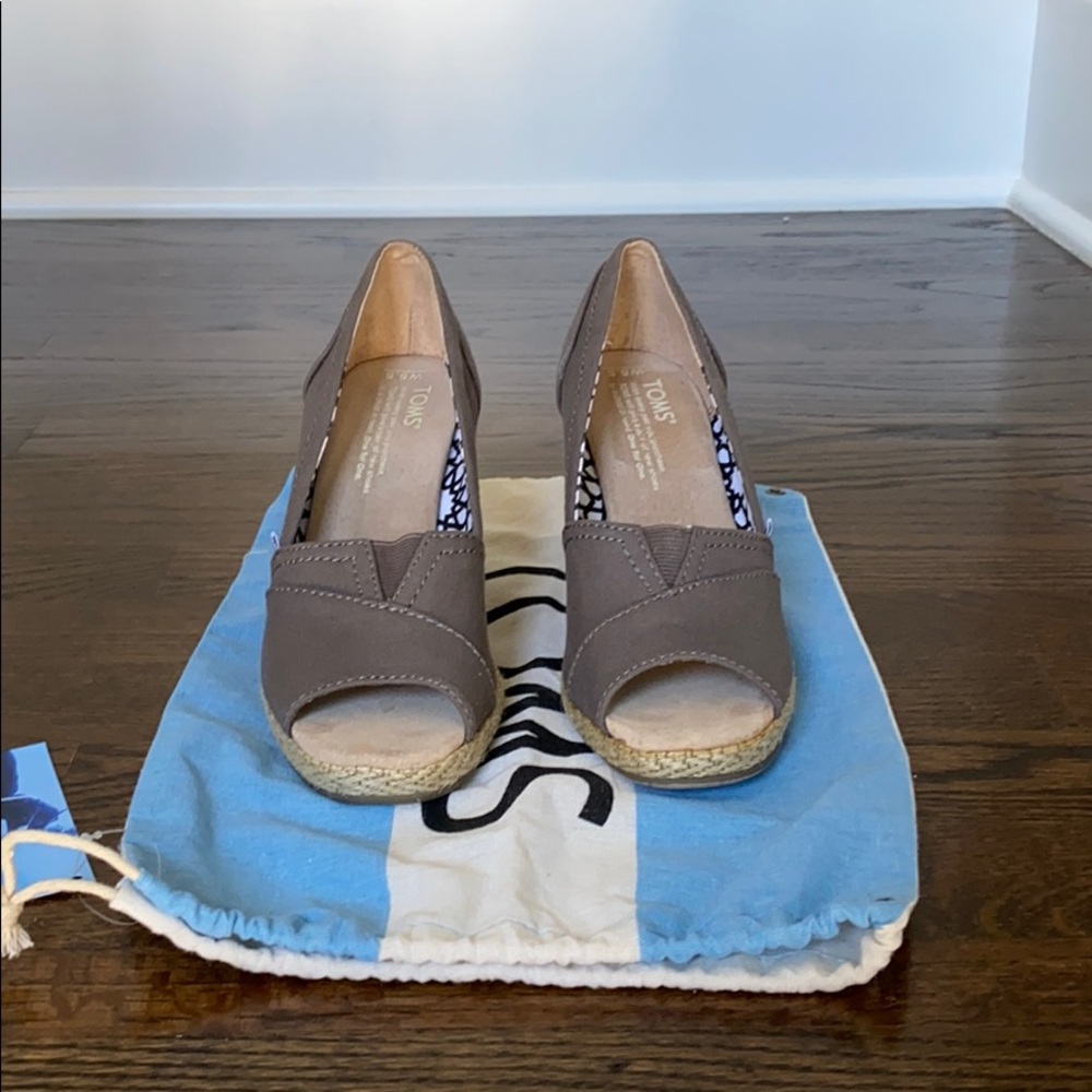 TOMS Espadrille Wedge Sandal - Picture 5 of 6